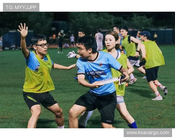 广州飞盘队在飞盘节奏排行榜中荣获第九名展现出色实力与团队合作精神